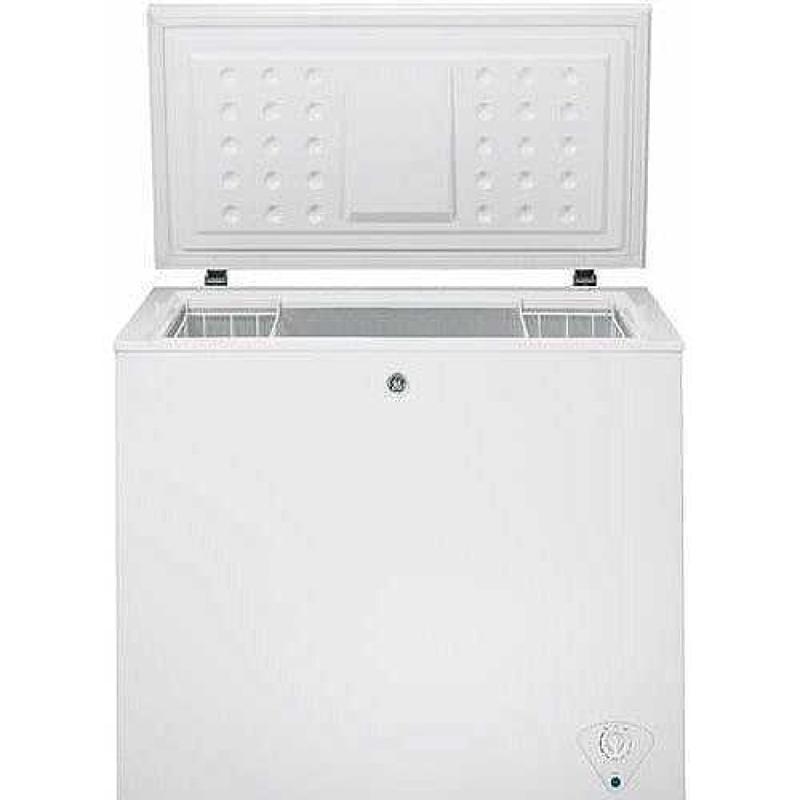 Enseres Casa Muebles | Ge® 7.0 Cu. Ft. Manual Defrost Chest Freezer